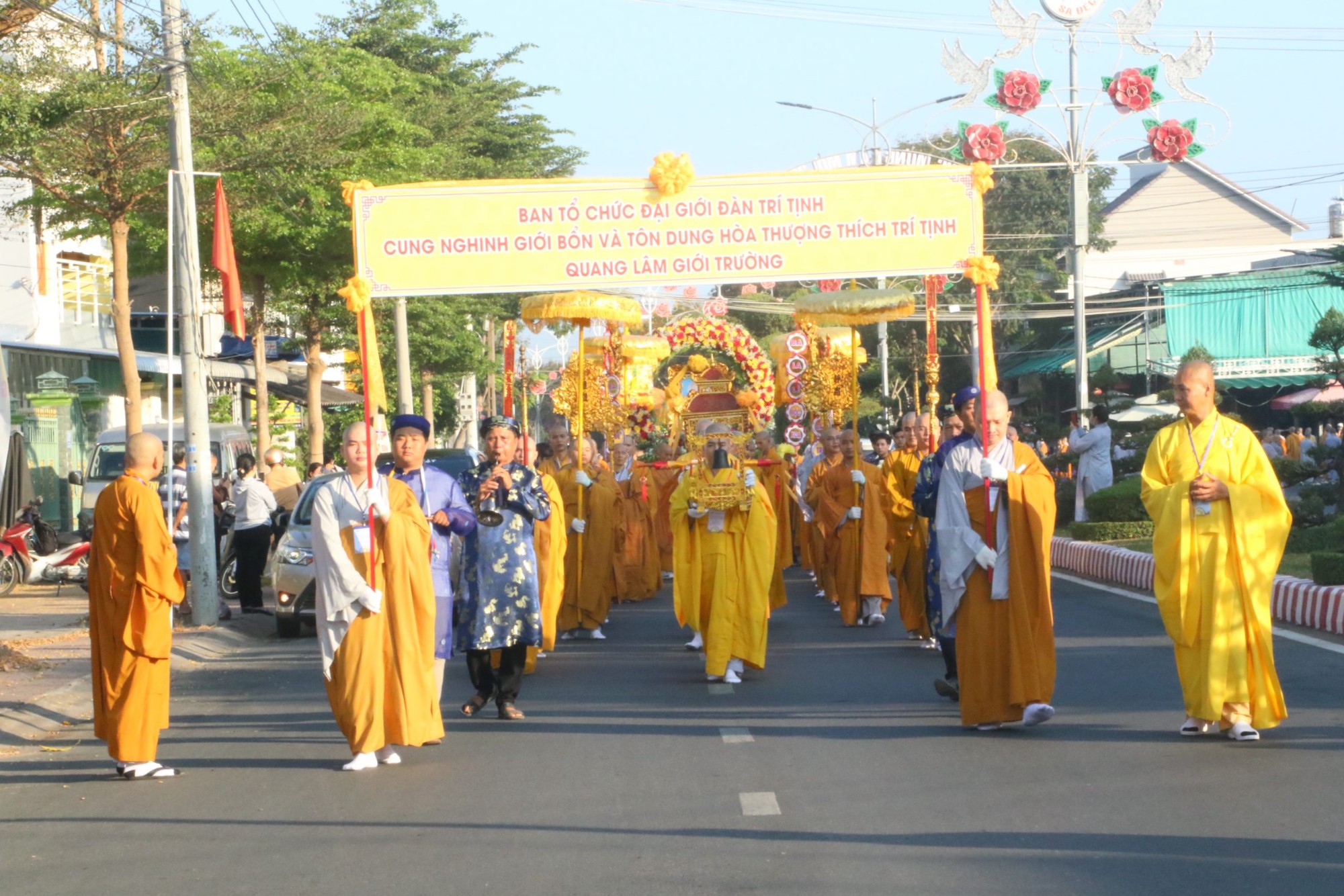 Đồng Tháp: Cung nghinh tôn dung Đức Trưởng lão Hòa thượng Thích Trí Tịnh về chùa Phước Hưng