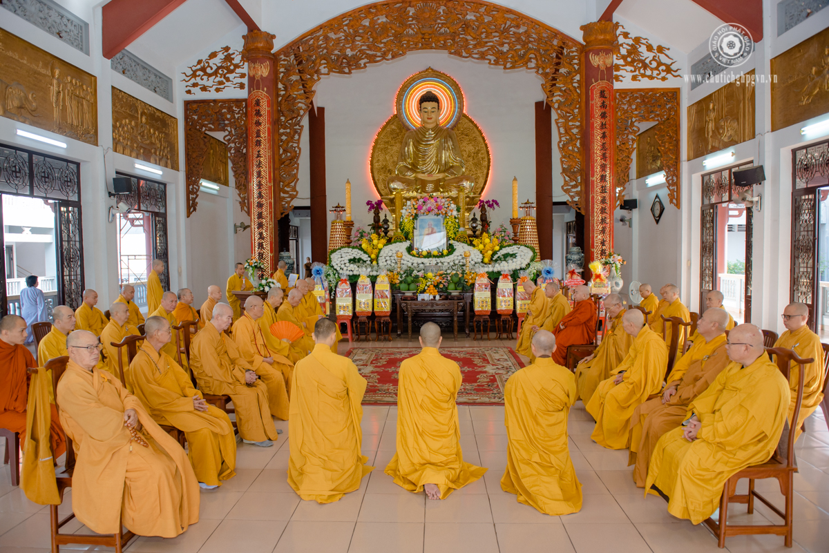 Trung ương Giáo hội trang nghiêm tưởng niệm lần thứ 29 ngày viên tịch của Đức Đệ nhất Pháp Chủ