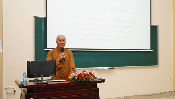 Tiền Giang: Thượng tọa Thích Phước Nghiêm thuyết trình chuyên đề Hoằng pháp - Hướng dẫn Phật tử tại khóa Kiết đông năm 2023